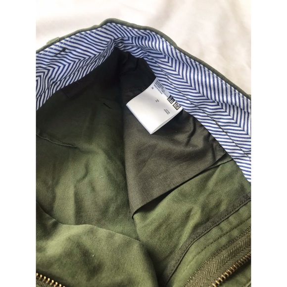 Green Ankle length pants - Picture 4 of 5